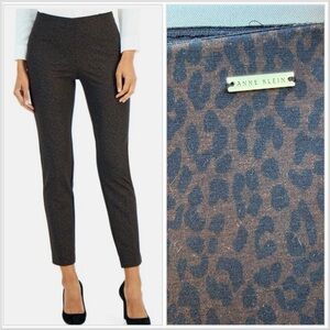 Anne Klein Women's Cropped Leopard Print‎ Pants - Black Espresso Print SZ Med